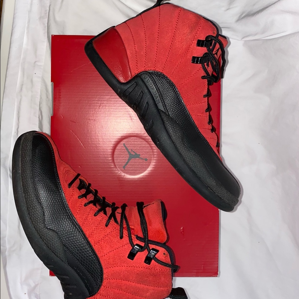 Air Jordan 12 Retro Reverse Flu Game